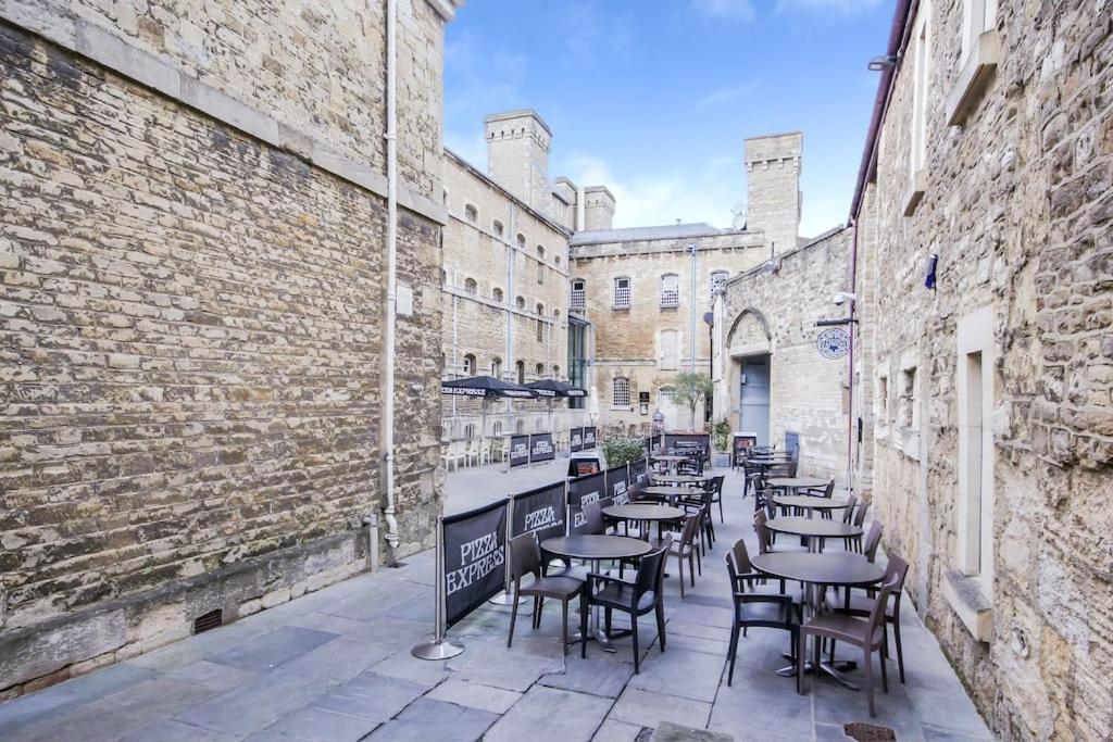 Oxfordshire Living - The Tolkien - Apartment Oxford